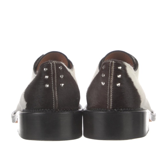 Givenchy cowhide Oxford. Size 6 fits 7 - Picture 4 of 5